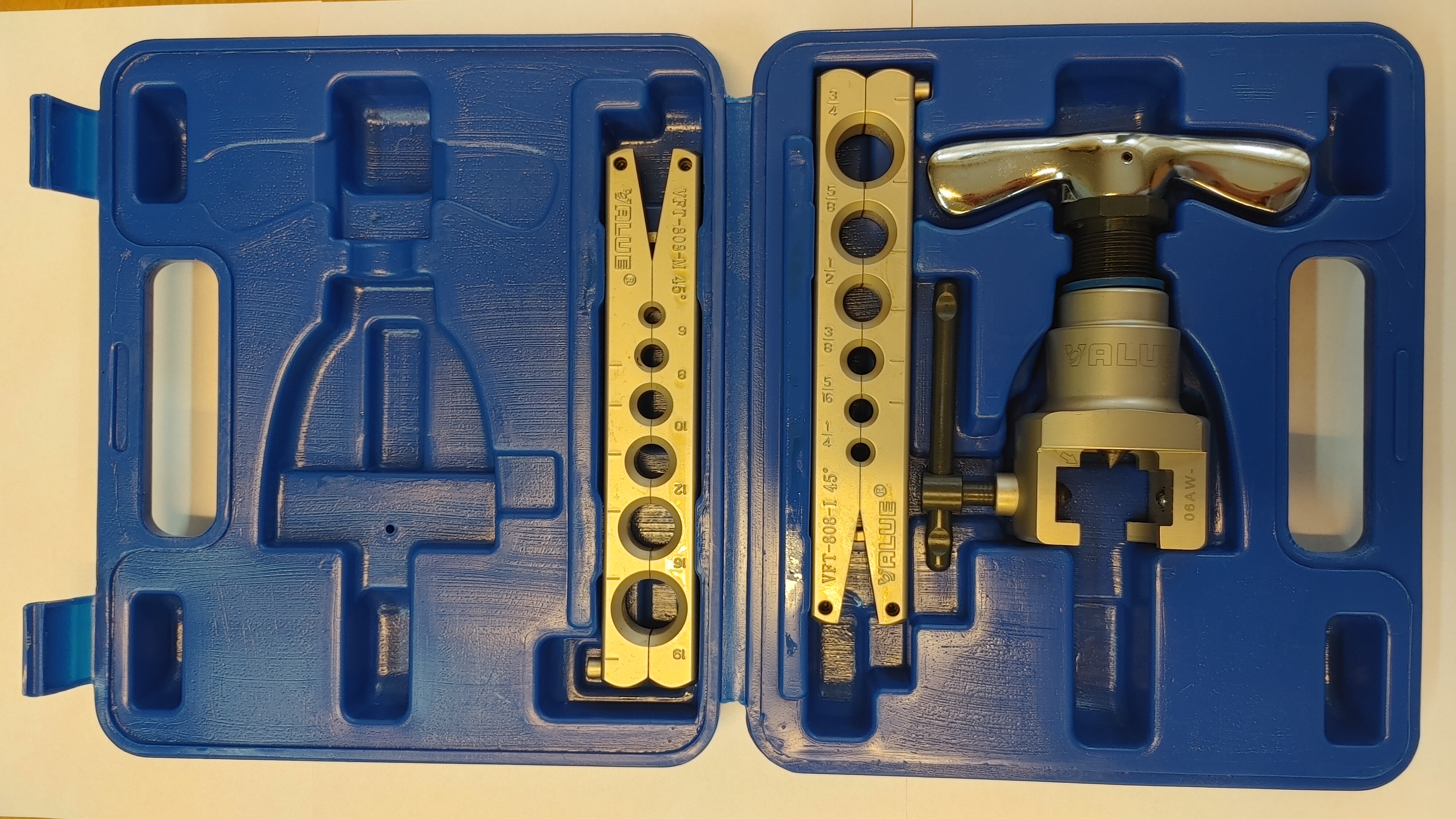 více o produktu - Přípravek kalíškovací (pertlovačka) VFT-808L-MI, excentrický, 6-19mm a 1/4